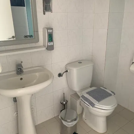 Отель Loutra